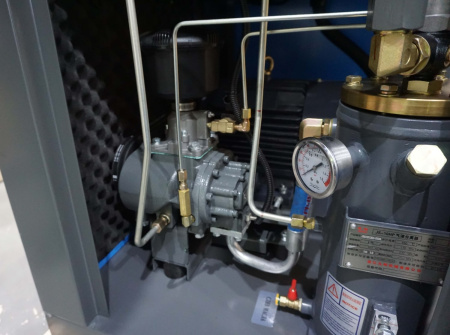 Винтовой компрессор Xeleron Z200A 7 бар